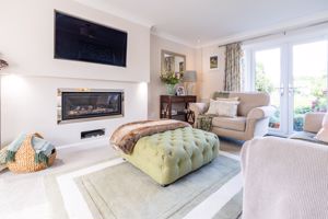 Lounge- click for photo gallery